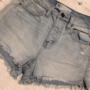 Tillys RSQ Denim shorts size 1/25